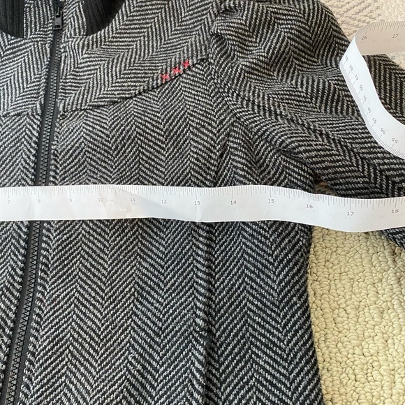 Billabong “Designers Closet” Bomber Jkt - Picture 9 of 13